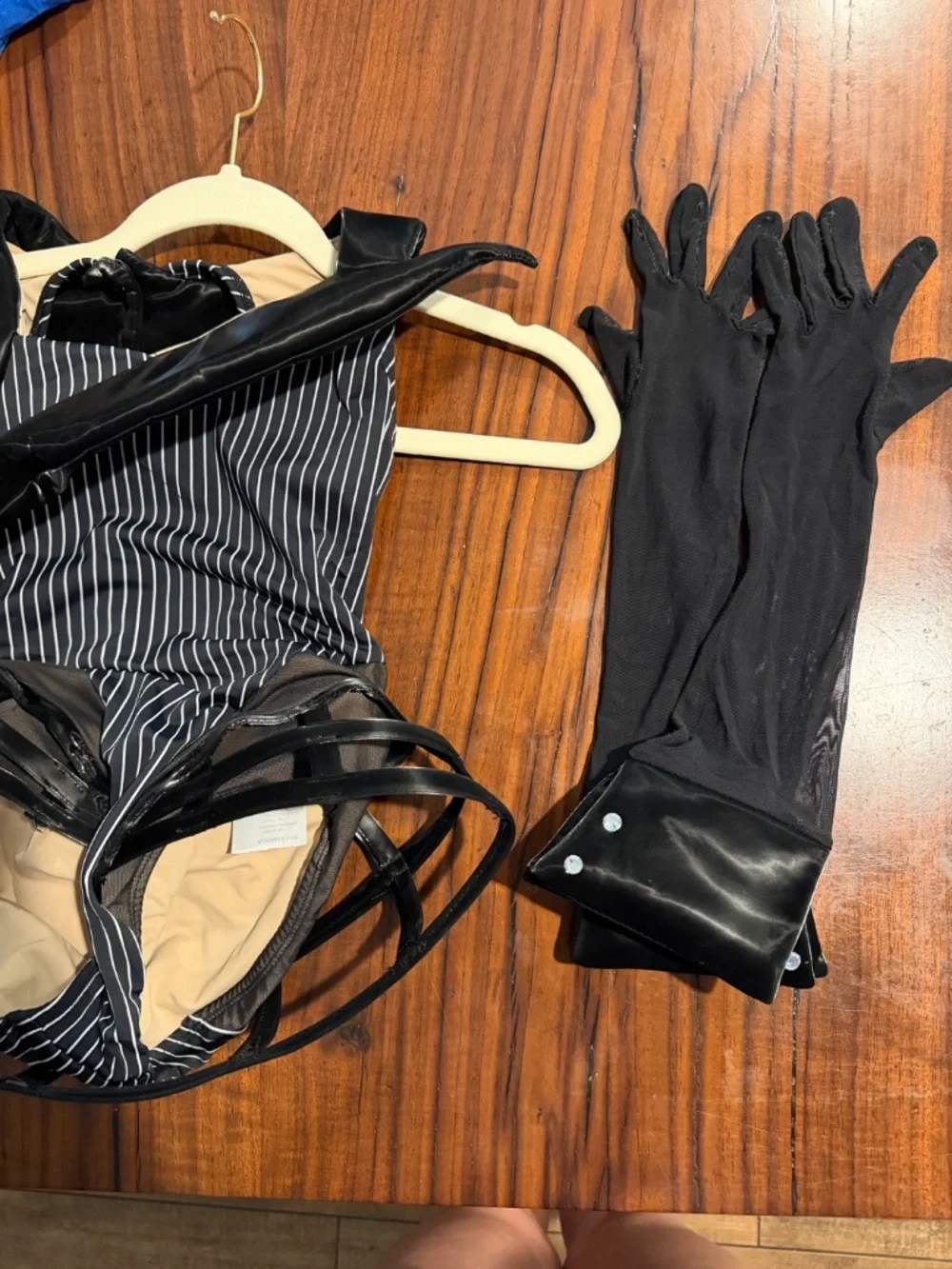 Revolution 2 die 4 Reflex Striped Leotard